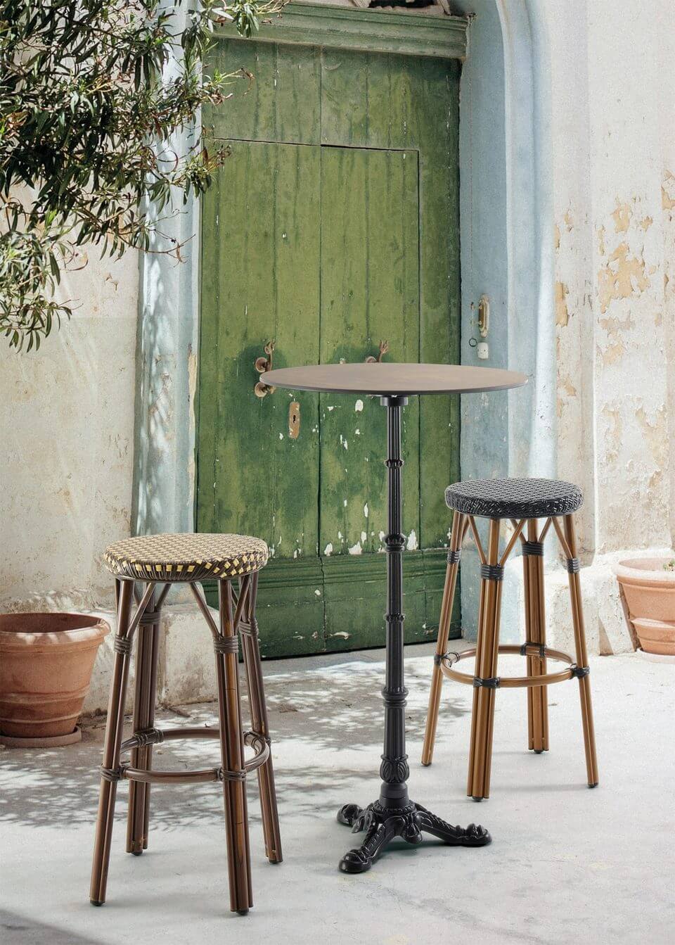 Tabouret de bistrot en rotin pour les hôtels et les restaurants